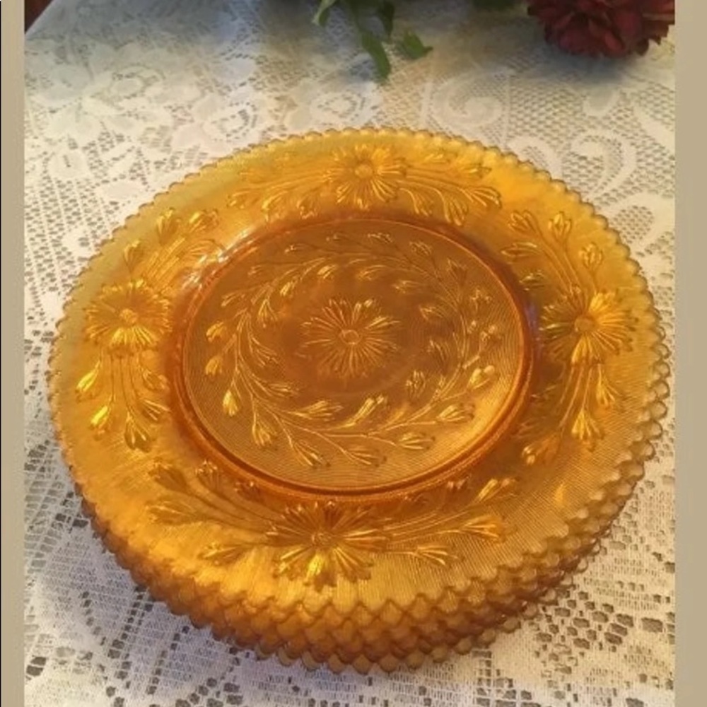 6 Vintage Amber Indiana Depression Glass 8” Plates - Picture 5 of 8